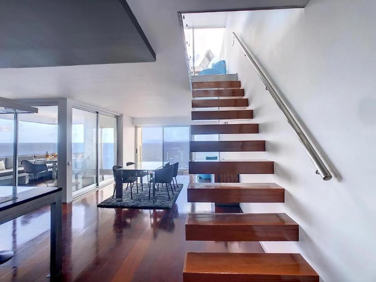 Luxurious Penthouse Suite direct at sea Caniço 0*,  Portugal